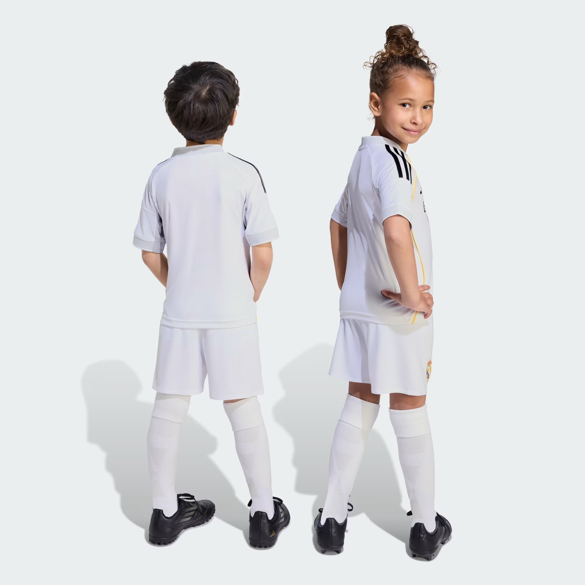 Real Madrid 25/26 Home Mini Kit Kids