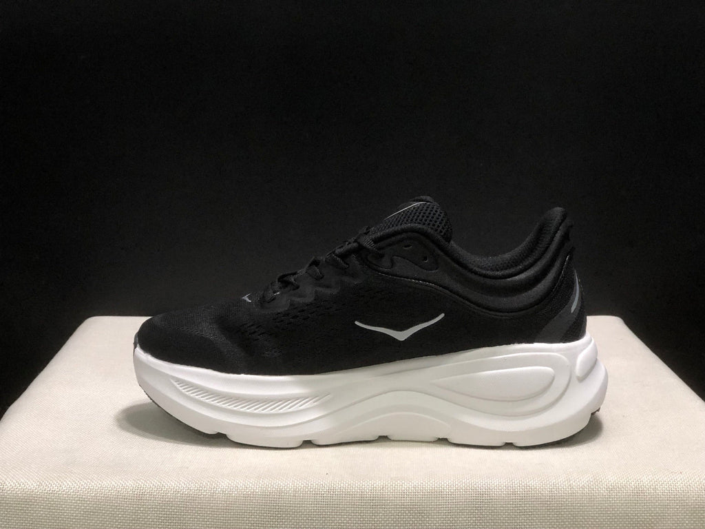 HOKA ONE ONE Bondi 9